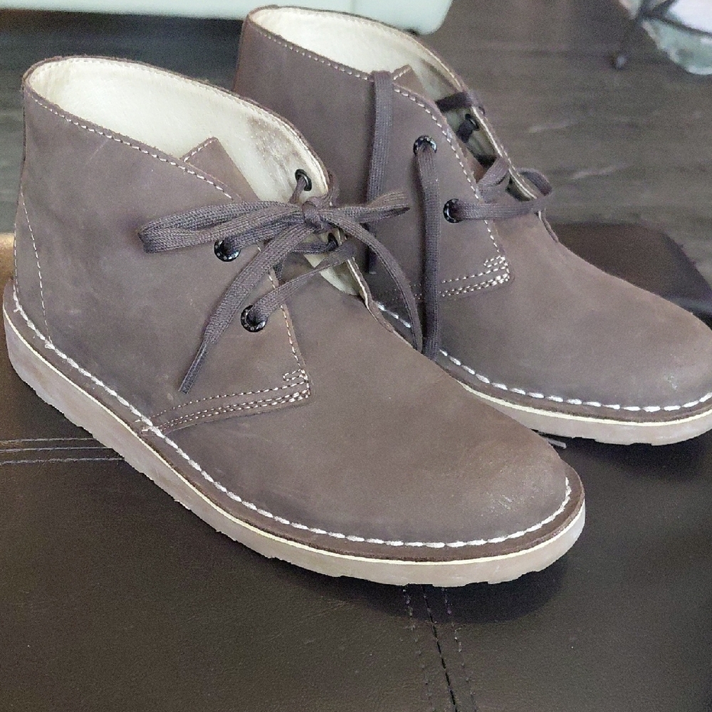 LL Bean Women's  Brown Suede Chukka Boots - Casual Lace-Up